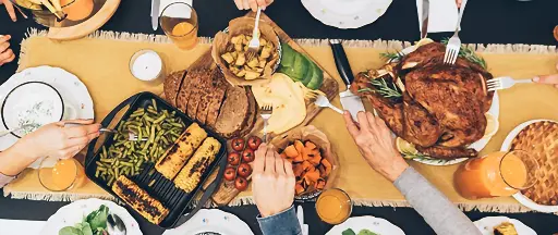 link to blog post Budget-Friendly Meal Planning for Thanksgiving and Beyond