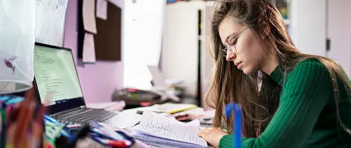 link to blog post Job Scams That Target College Students